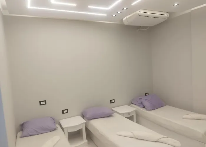 Hotel Criss Resort- Naema Bay-city Center