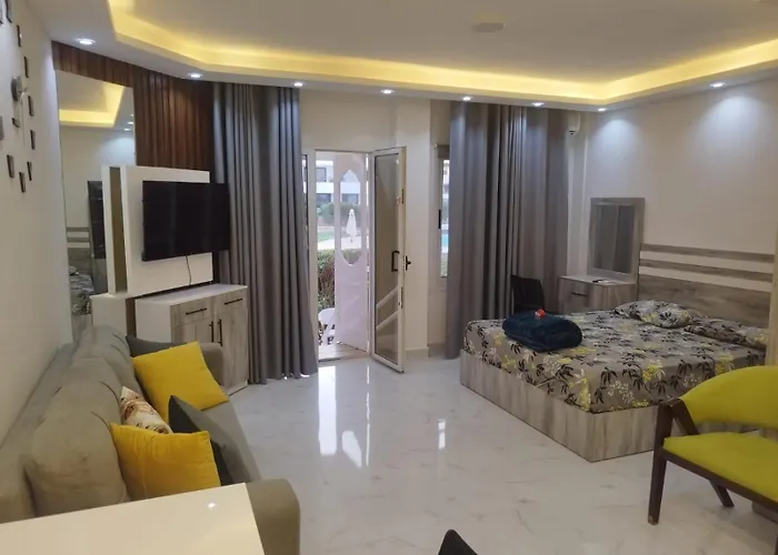 Hotel Criss Resort- Naema Bay-city Center