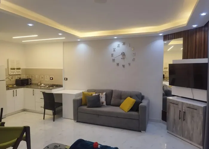 Criss Resort- Naema Bay-city Center Hotel