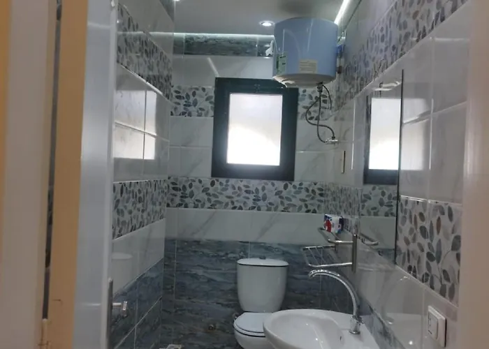 Criss Resort- Naema Bay-city Center
